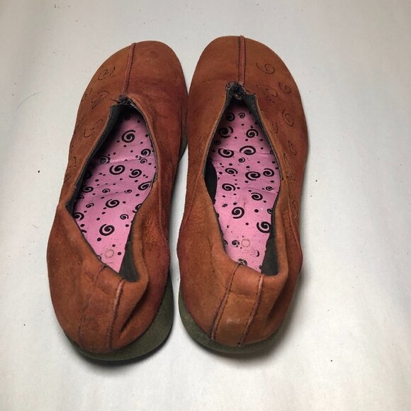 PRIVO Loafers Women's Size 6 Red Black Slip On Slip On Faux Suede - Picture 2 of 9